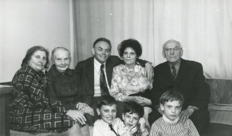 KKE 4174-188.jpg - Fotografia rodziny Zabagońskich.